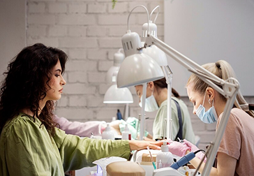 Manicure & Pedicure